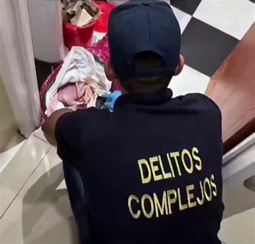 🇦🇷 | LOCURA COMUNISTA ABORTERA: Una investigación por trata de personas DESCUBRIÓ en la Clínica Santa María de Villa Ballester en Argentina una masacre horripilante. La Policía Argentina encontró 8 bebés dentro de bolsas de residuos, 2 de ellos con signos de desmembramiento.