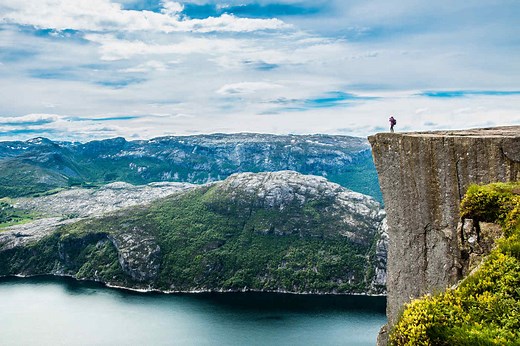 10 of the World's Most Dramatic Sea Cliffs - Great Value Vacations