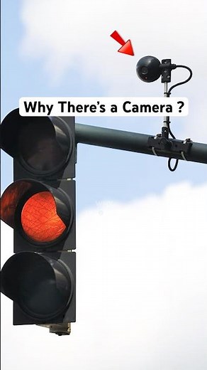 Why Traffic Lights Have Cameras 😬
