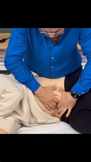 Juan José Boscá Gandía on Instagram: "Técnica para el tratamiento de problemas congestivos abdominopélvicos y dolor lumbar 🔹 En este vídeo abordamos una técnica manual enfocada al tratamiento de la congestión abdominopélvica y su relación directa con el dolor lumbar, especialmente en casos asociados a estreñimiento y trastornos viscerales del recto-sigmoides. La patología abdominopélvica influye de forma clara en la sintomatología lumbar a través de mecanismos congestivos, vasculares y neuroveg