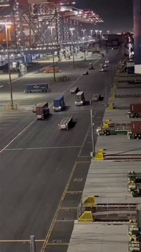 4.2K views · 15 reactions | Chinese ports are implementing autonomous vehicle technology. : danyi_X/X | Bazaar Times | Facebook