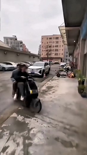 1.2K views | Vội về nhà để lắp con MasterFrame 600 mình vừa mua.藍 #MasterFrame600 #MasterFrame #CoolerMaster | Cooler Master | Facebook