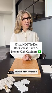 This is what NOT to do if you have Honey Oak Cabinets! If you saw our previous reel on the Do’s of Honey Oak cabinets, you might be wondering what would not look good with this door colour. If you’re looking to do your kitchen backsplash, do NOT choose tiles that have a blue undertone, stay with a brown undertone instead. Be careful with a very patterned tile. Herringbone style and a sandy finish are beautiful but they might be too busy for an orangey, golden cabinet colour. Hope this helps if y