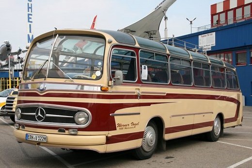 Bus Stop Classics: Mercedes Benz (MB) 0321H Coach - One of the Best Selling Mercedes Buses of All Time - Curbside Classic