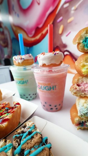 JUST LANDED: MINNESOTA’S SWEETEST NEW SPOT 🍩🍦 Looking for unique things to do in Minnesota? Add this to your must-try list! Waddup Dough is shaking up Saint Anthony Village with a dessert mashup you won’t find anywhere else. Imagine: hot, fluffy donuts stuffed with creamy ice cream and loaded with over-the-top toppings. It’s the ultimate treat for foodies, families, and anyone exploring the Twin Cities’ best eats. ⸻ On the menu: 🍩 Fresh, hot donuts 🍦 Ice cream INSIDE the donut 🎨 Custom comb