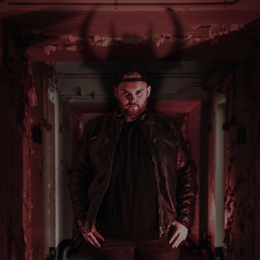 Spike Island After Dark returns this October. A candlelit tour of mystery, magic, and unforgettable moments awaits. Prepare for “Possessed,” an adults-only and spine-chilling experience featuring renowned mentalist and escape artist, Dean Jacob. Will you dare to face the sinister side of Spike Island? 🎟️ Secure your spot now: https://www.spikeislandcork.ie/ | Spike Island Cork