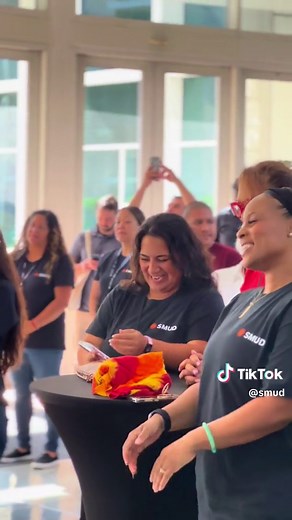 What a great turn out at today’s Connecting our Communities Resource Expo! Over 200 community members and 30 local service partners offered valuable information about their resources, programs and support. SMUD Board Member Dave Tamayo kicked off the expo, highlighting the important work that SMUD employees are doing to help our community. It was great to see so many people come together to learn about SMUD’s programs, resources and services and get information about valuable services that our l