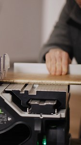 Precisione da laboratorio portatile. CSC-SYS 50: la sega banco a batteria precisa e potente. #festool_italia #festool #cordless #arredamento | Festool | Facebook