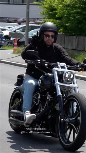 #harleydavidsonswitzerland #harleydavidson #harley #chopper #custombike #breakout #riders #twincam