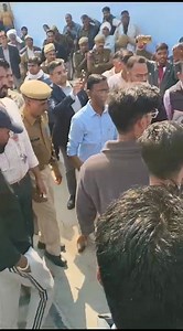 256K views · 7.4K reactions | बैंक कस्टमर का मकान जबरदस्ती छीन रहा है देखते जाओ आगे आपके साथ क्या-क्या होगा अगर जागे नहीं तो सभी का मकान बैंक छीनने वाले हैं jsm जिंदाबाद | R.p. Saini | Facebook