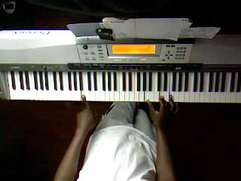 Martha Munizzi -Vicki Yohe (Piano Tutorial)-Because of who you are