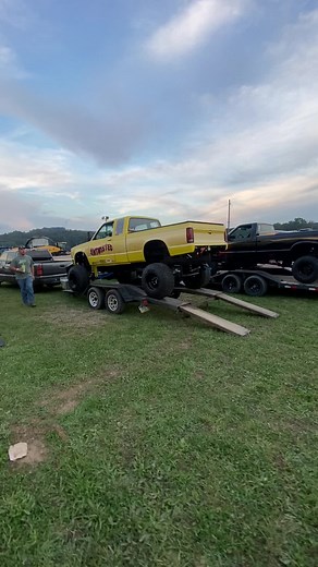 A CS Pulling Promotions Mini Mod Truck getting Warmed Up! #modified #truckpulling #sledpulling | CS Pulling Promotions