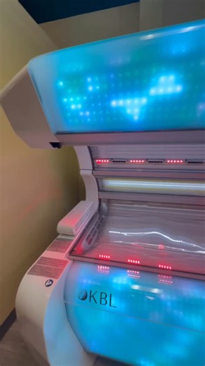 We don’t just define color, we define the experience. 冀 Relax, feel taken care of, and tan in a space designed for you. • • • • #indoortanning #luxurytanning #selfcare #january #newyear | Beach Bum Tanning & Airbrush Salon | Facebook