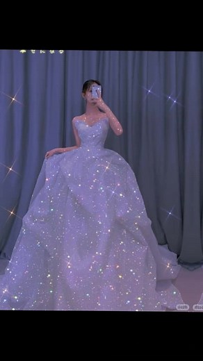 Bridal Gown Showcase: Elegant Designs and Dreamy Settings