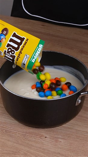 13K views · 51 reactions | How did I not learn this before! This is the most delicious dessert I've ever eaten | Quick Recipes | Facebook