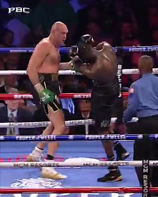 THE GYPSY KING'S CROWNING MOMENT 👑 ⏪ Flashback to Tyson Fury's demolition of Deontay Wilder in their rematch to win the WBC heavyweight title and cap off his comeback 👏 🎟️ Tickets on sale NOW: https://t.co/rub6baXXc7#FuryMakhmudov | April 11th | LIVE on Netflix | Tottenham Hotspur Stadium