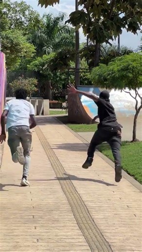 Funny 354organic house dep#chilloutmusic dancer #spiritueel #funnycomedy #model #fashion #afrohous