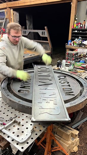 Creating Unique Custom Signage for Your Business