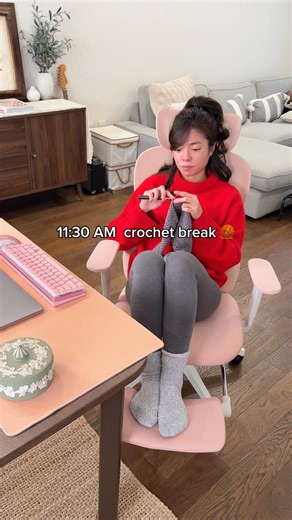 When your CabLady chair is THAT comfortable 🙌 use code PET20 for $20 off~ #shorts #fyp #chair