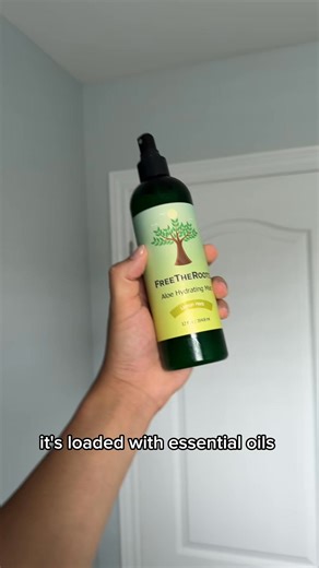 Locs feeling dry? Our natural care keeps them fresh, hydrated & totally buildup-free — no harsh stuff, just what your hair needs. | FreeTheRoots | Facebook