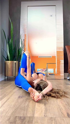 How to yoga compass pose #yoga #fitover40 #fitness #yogapractice #yogapose