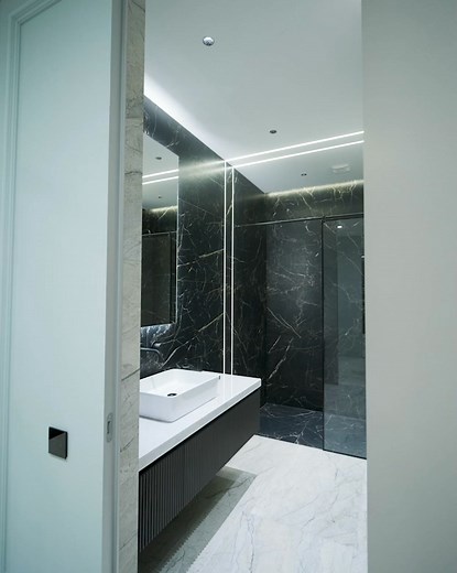 ⚠️ 𝗔𝗧𝗧𝗘𝗡𝗧𝗜𝗢𝗡, Kentucky Homeowners! 🏠 We’re looking for 5 outdated bathrooms to remodel at a special discounted rate, in return for recording a before-and-after video for our website ✅ Simple - We make remodeling EASY ✅ Locally-Owned Premium Quality Products ✅ Top-Rated - 5-Star Average Rating ✅ We'll Design Your Dream Bathroom for FREE ✅ Peace Of Mind - Lifetime Warranty Available Hurry! Limited spots available. Click “Learn More” to see if you qualify. | Baths Direct USA