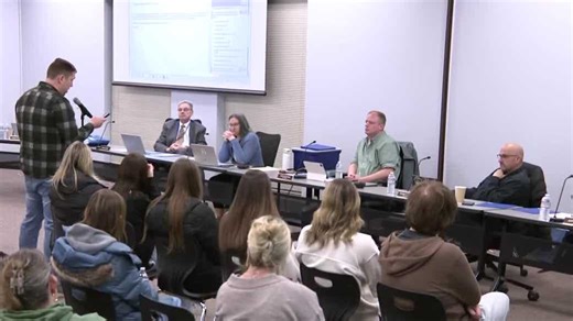 Lancaster County school district considers merging elementary schools