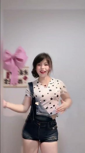 Dare to Dance? Women in Skirts Show Power