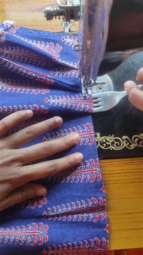 Pleats stitching using fork | Sewingtips and tricks ✓ #sewing #hacks #shorts