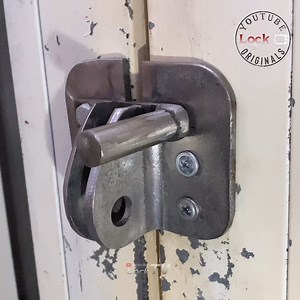 2.1M views · 25K reactions | self - lock DIY | Lock TV | Facebook