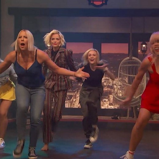 2.6M views · 41K reactions | Watch our White Chicks dance off reunion. @busytonighttv @busyphilipps @jaime_king @jessicacauffiel @xosonique @enews @people #whitechicks #reunion #whitechicksmovie #danceoff #busytonighttv | Brittany Daniel | Facebook