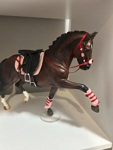 Breyer | Model Horse | Dressage | Tack Set | Scale 1:9 | Red | Pink | Breyer Horse Tack | Breyer Horse Accessories | Breyer Tack Sets | Toy - Etsy