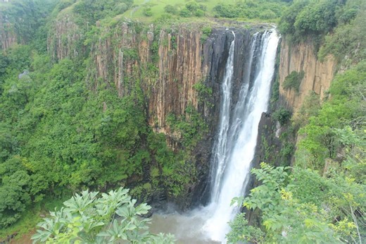 WATCH | Sunday rain draws morning visitors to Howick Falls | The Witness