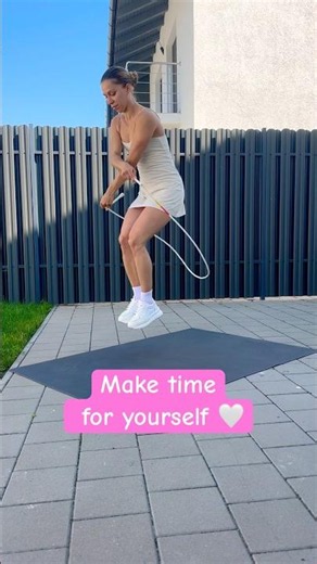 CHALLENGE YOURSELF WITH NEW TRICKS🩷 #skipping #jumprope #skiprope #fatburn #dance #fitness #sport