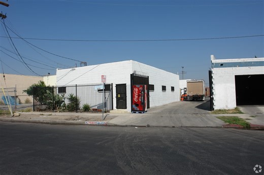 14641-14643 Lull St, Van Nuys, CA 91405 - Industrial for Lease | LoopNet