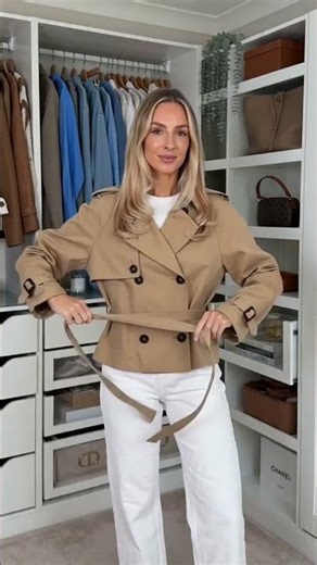 Try this classic trench coat outfit?
