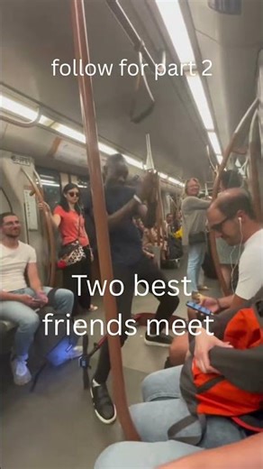 Naruto vs sasuke 🤣 W/ #fyp #viral #prank #pourtoi