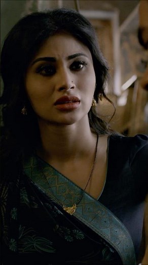 Mouni Roy DISAPPOINTED By Rajkummar Rao’s Failing Business in 😳#MadeInChina