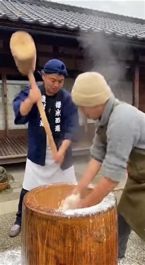 The moment of the accident during New Year's mochi-pounding #sora