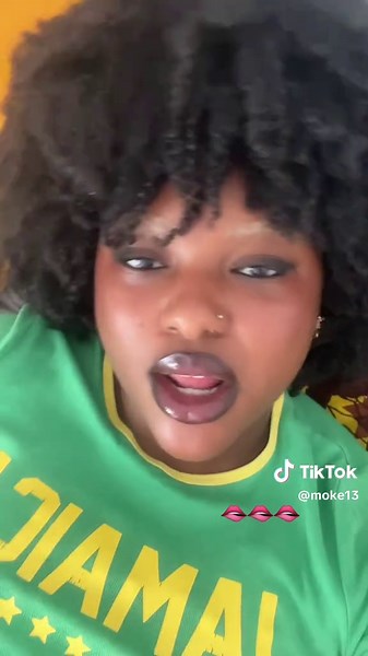 Stream Moké for clear skin 🫦