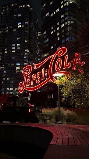 NYC Pepsi Cola Sign | Gantry Plaza, LIC | Dewdropper