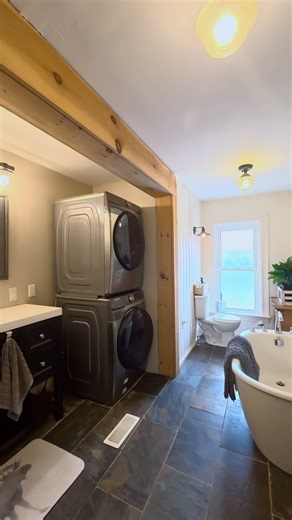 Modern Farmhouse Dream on Acreage | 7 Bedrooms | Near Delhi & Simcoe, Ontario