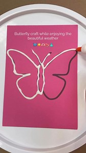 🦋Raised salt painting that’s summer-inspired!! ☀️ My kiddos always enjoy this art activity. ♥️ ➡️Follow @lovebloomlearn for more easy play ideas! 🧚‍♀️ To recreate this activity, you need paper (we use card stock), white school glue, salt and watercolours. You can create any shape/design with the glue and sprinkle some salt until it’s covered. Shake off any extra. Lightly dap the picture with a brush and watercolours! Have fun! 🤗 👶🏼👶🏽👶🏾Activity is recommended for toddlers and preschooler