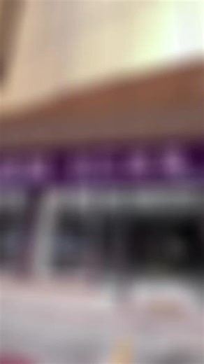 过年了就想给自己置办点新衣服，朋友拉着我去了 KC。里面的衣服都超有潮流感，一件比一件好看，试穿了好几套都舍不得脱下来。春节它家还不打烊，正适合咱们过年换新装，宝子们别错过！