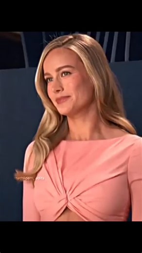 Brie Larson Worldwide (New FANS) on Instagram: "Brie Larson absolutely slaying the 2024 SAG Awards in this stunning pink Versace crop set Abs out, glow on max, pure confidence! Edit by the talented @mathildem_edits – thank you for this gem."