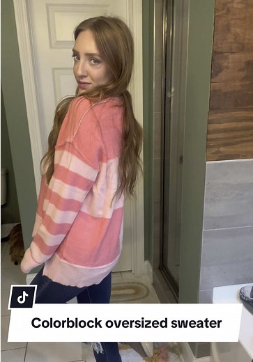 Flattering Colorblock Oversized Sweater for Winter Fashion