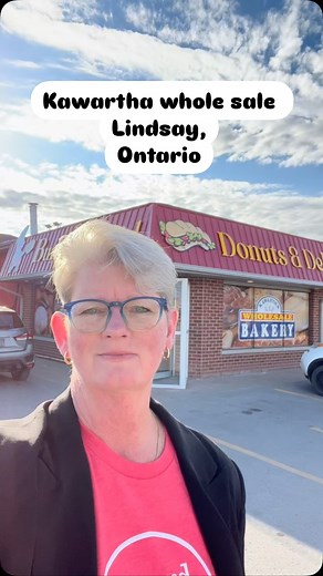 Kawartha Wholesale Bakery got a makeover — and it’s looking amazing! We’re so excited to see the fresh new space and can’t wait to incorporate even more of their delicious baked goods into our catering spreads. Their expanded offerings mean we’ll have access to an even larger range of fresh, local goodies for all the events we’ve got coming up. Here’s to supporting local and serving up something extra special! #kawarthawholesalebakery #boardandnibbleco #kawarthalakes #catering #love #lindsayonta