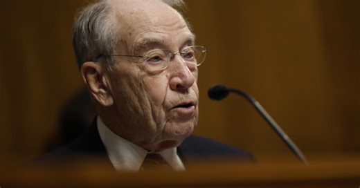 Grassley releases emails showing former FBI agent 'celebrating' Peter Navarro indictment