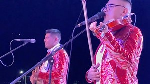 9.7K views · 373 reactions | Mix Romántico y sierreño (Y me da vergüenza, Pídeme, Acurrucar, Ando bien arreglado). | Trio Imperio El Unico | Facebook