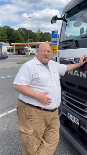 🌟What if metabolic support didn’t come from just one ingredient—but a carefully balanced blend? This advanced nano microneedle patch combines 16 plant-based, science-backed ingredients designed to support metabolism, energy utilization, digestion, and overall balance. 🌿 What makes it different? Instead of focusing on a single compound, this formula brings together key ingredients like Berberine, NAD , Moringa, Probiotics, Green Tea Extract, Resveratrol, and L-Carnitine—working together to supp